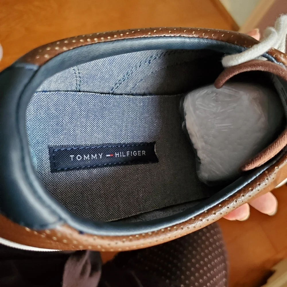 Tommy Hilfiger Mens Shoe